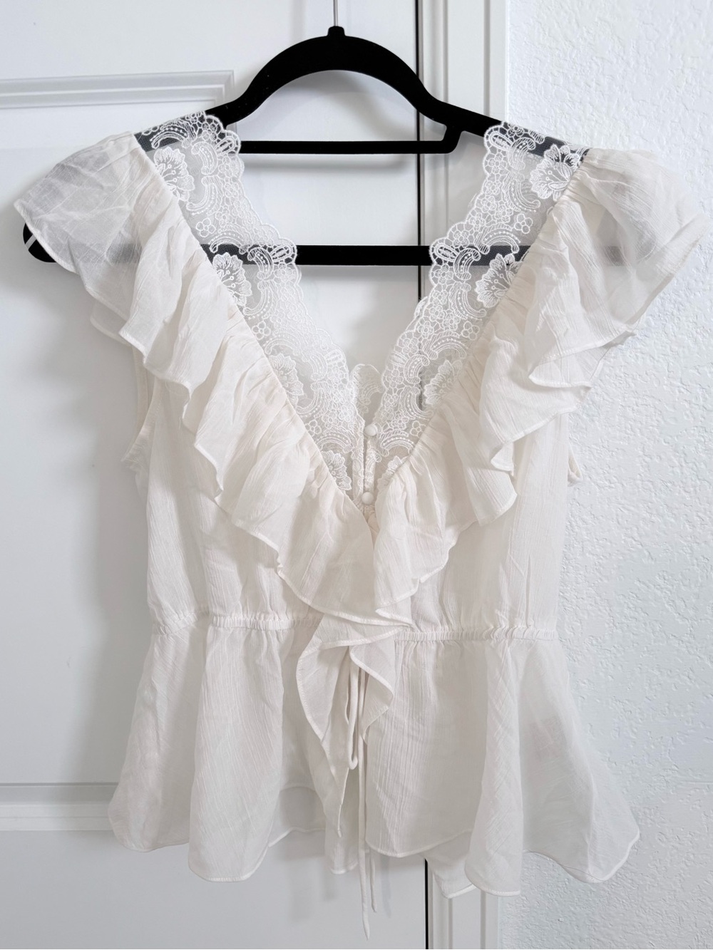 H&M Ruffle Lace Tencel Lyocell White Blouse Womens small